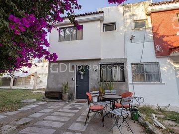 CIUDAD GRANJA CASA EN COTO VILLA ESCONDIDA