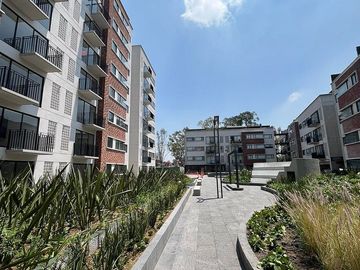 Departamento en venta con roof garden privado, en Calz....