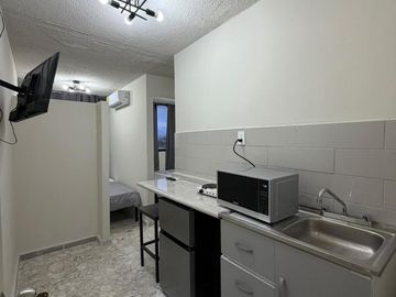 Departamento Amueblado en Renta en Col. Altavista,...
