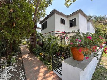 Casa venta en Lomas de Cuernavaca, Temixco Morelos - JAN 01