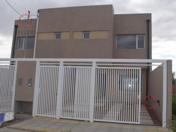 Venta- Dúplex 3 dormitorios - Altos de Alberdi- Plottier...