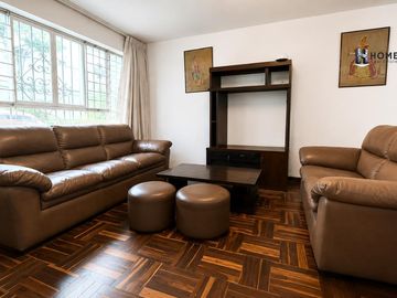 CASA EN VENTA EN SAN ISIDRO – 3 NIVELES / 150 M² / A 2...