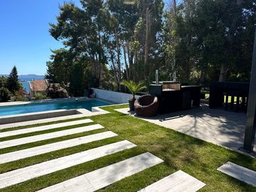 PUERTO VELERO: Casa Temporada. 10 psnas. Quincho y Piscina