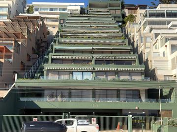 VENDO DEPTO 261 M2, VISTA AL MAR 4D 3B 2 ESTAC