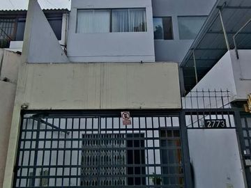 se alquila local comercial en av, caminos del inca surco