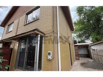 Encantadora Casa en Buin: Modernidad y Comodidad