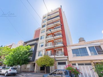 VENTA DPTO - 3 DORMITORIOS  - CON COCHERA - APTO CREDITO...