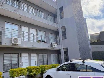 Departamento en venta c/ cochera en Morón
