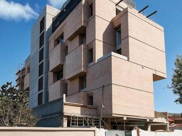 En Venta Departamento de 3 dormitorios con Terraza...
