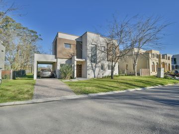 Casa en  Fincas de Hudson