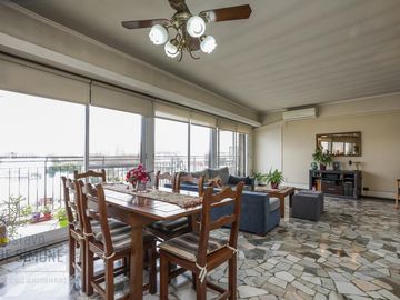 Venta / Departamento / 4 ambientes / Con Dependencia /...