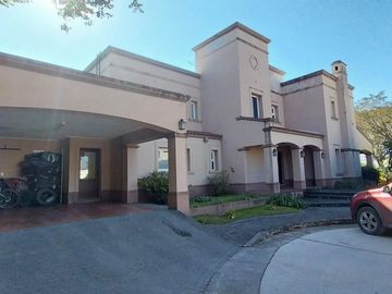 Casa Country 3D en venta Moreno y Av Peron