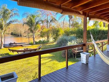VENTA CASA 5 AMB CANAL DEL ESTE. ISLA DELTA TIGRE