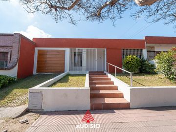 Casa en venta - B° Maipú Seccion 2