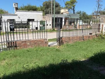 Casa 3 dorm - Apto credito - Cristobal de Altamirano al 100
