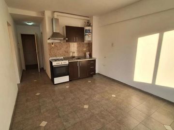 Departamento 2 amb.  con balcon Villa Luzuriaga