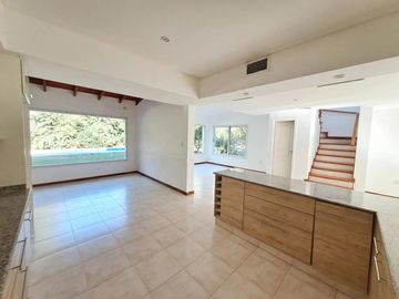 Casa 2 plantas Solar del Bosque