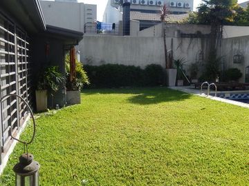 "CASA MINIMALISTA" 5 amb en EXCLUSIVO BARRIO...