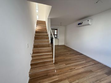 VENTA PH 3 AMB. ESTRENAR EN CABALLITO A.CREDITO