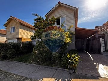 Casa en Lampa: Piscina, Terraza y Tranquilidad