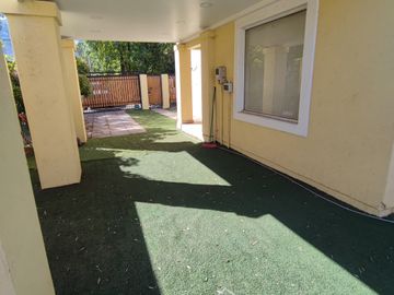 CASA 4 DORMITORIOS HUECHURABA EN DESTACADA ZONA RESIDENCIAL