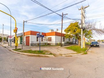VENTA CASA MAS LOCAL EN MISIONEROS Y NEWTON