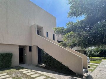 Dúplex en Loretta, Altos Juriquilla · Terraza privada de...