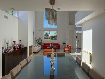 Altos del Chateau casa en venta 4 Dormitorios