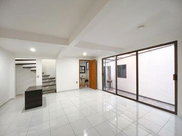 DEPARTAMENTO DE UNA RECAMARA EN TECAMACHALCO EN CALLE...