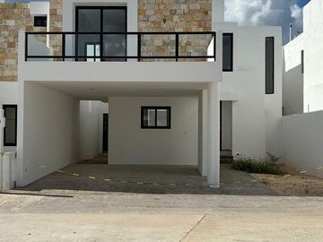 CASA EN VENTA MÉRIDA, TEMOZÓN NORTE