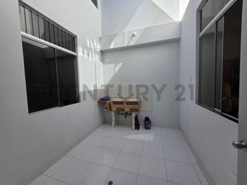 ¡HERMOSA CASA EN VENTA EN BOCA DEL RÍO, TACNA!