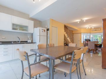 Venta de Ph tipo Casa Triplex Apto Crédito