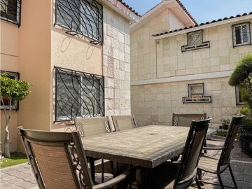 Departamento amueblado en venta en Zavaleta