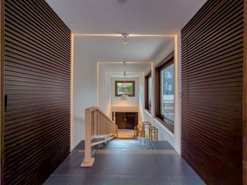 Casa remodelada en venta en Santa Ana Oriental