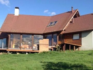 VENTA / CASA / VILLARRICA - ALTAMIRA / VISTA AL LAGO