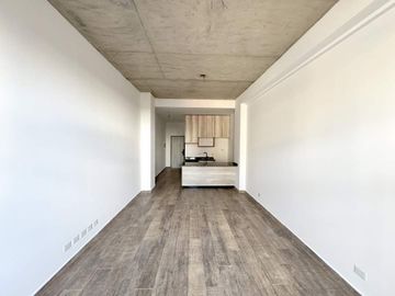Av. CASEROS al 700, SAN TELMO. Venta de gran...