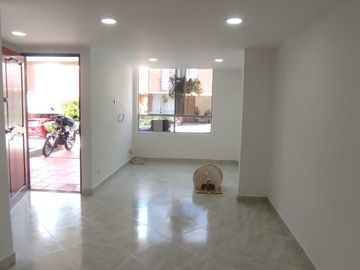 casa en arriendo en villa flora. Cod A218990