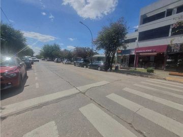 Oportunidad desarrollo comercial cerro de las rosas