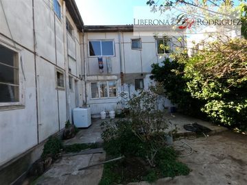 Casa en venta de 16 dorm. en Valparaíso