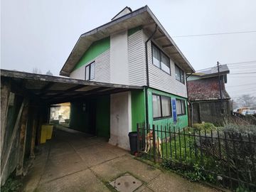 Terreno con 2 casas y cabaña en venta sector Regional...