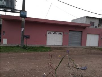 LAVADERO 1047, entre Bedoya y Edison, Isidro Casanova