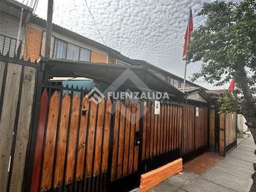 Casa en venta de 3 dorm. en Pudahuel