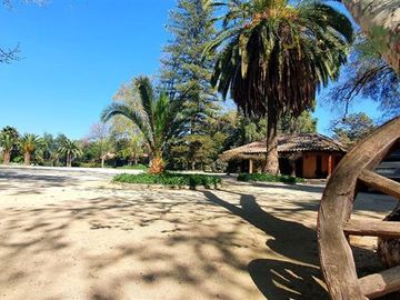 Preciosa casona en vta parque casas quincho piscina C. Tango