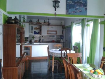 VENTA CASAS MAS DEPARTAMENTO EN SANTA RITA