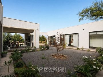 Casa en venta de 5 dorm. en Rinconada Los Andes