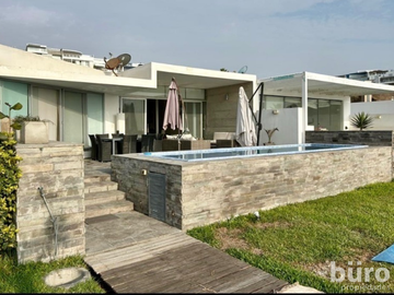 PRECIOSA CASA DE PLAYA EN PRIMERA FILA EN VENTA EN...