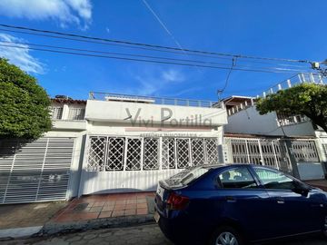 casa en venta en niza. Cod V2463