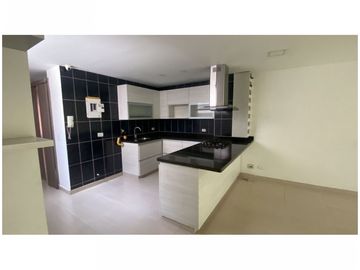 Apartamento en venta, La Floresta en Medellin