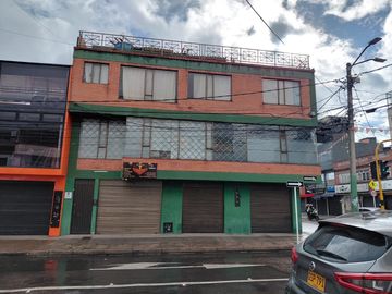 casa en venta en restrepo. Cod V5344