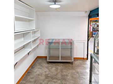 𝗟𝗢𝗖𝗔𝗟 𝗖𝗢𝗠𝗘𝗥𝗖𝗜𝗔𝗟 𝗘𝗡 𝗩𝗘𝗡𝗧𝗔 –...